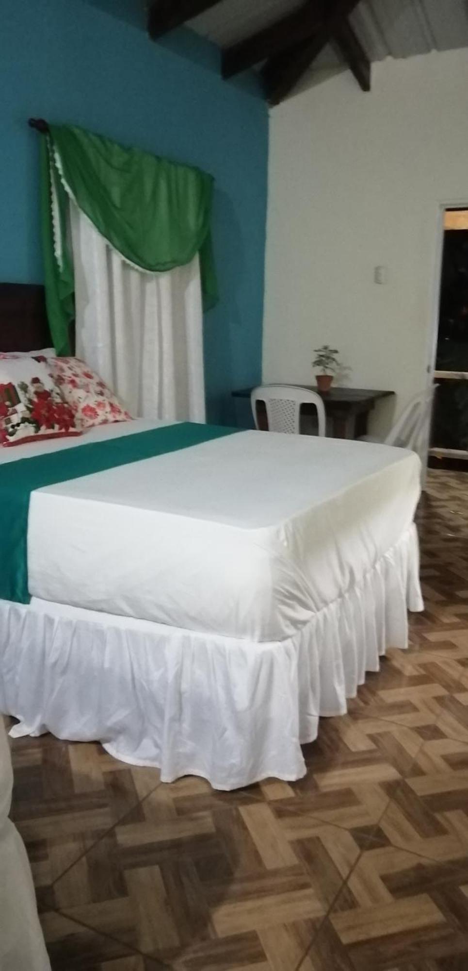 La Famosa Costillas A La Lena Jarabacoa Pokoj fotografie