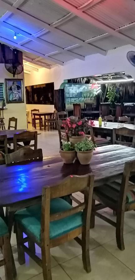 La Famosa Costillas A La Lena Jarabacoa Exteriér fotografie